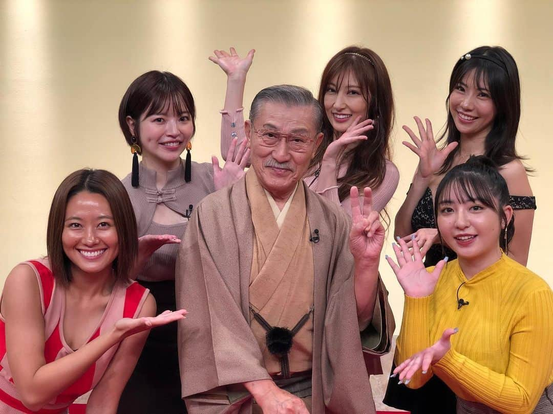 熊田曜子さんのインスタグラム写真 - (熊田曜子Instagram)「テレビ東京 「開運！なんでも鑑定団」 11月14日（火）よる8時54分〜 「グラビアアイドルのお宝鑑定大会」に出演させてもらうよ📺 みんなどんなお宝を持ってきたかな㊙️ それぞれのキャラクターも濃くて面白かった🤭  https://www.tv-tokyo.co.jp/kantei/  鑑定団のX（旧Twitter）アカウント @tvtokyo_kantei  #テレビ東京　#テレ東　#なんでも鑑定団　#お宝　#鑑定　#tv #収録　#お仕事」11月10日 1時15分 - kumadayoko