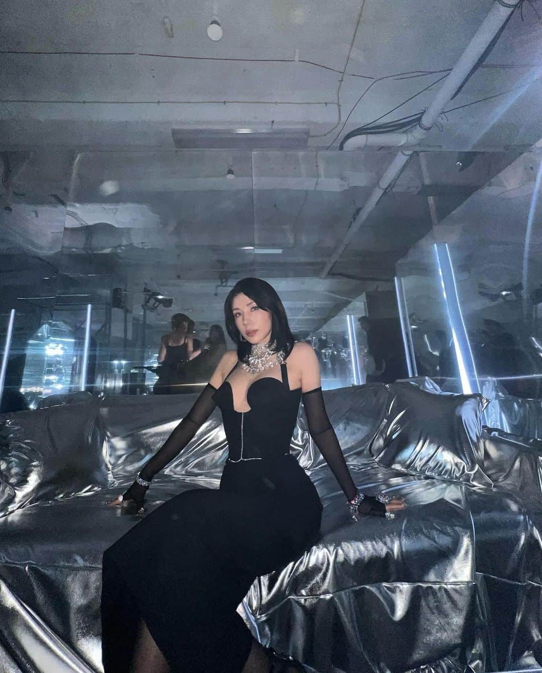 仲里依紗さんのインスタグラム写真 - (仲里依紗Instagram)「💎🗽✨🩷 @swarovski   #スワロフスキージュエリー #SWAROVSKIxSKIMS #SwarovskionFifth #SwarovskiFifthAvenue #Swarovski #pr」11月10日 1時52分 - riisa1018naka