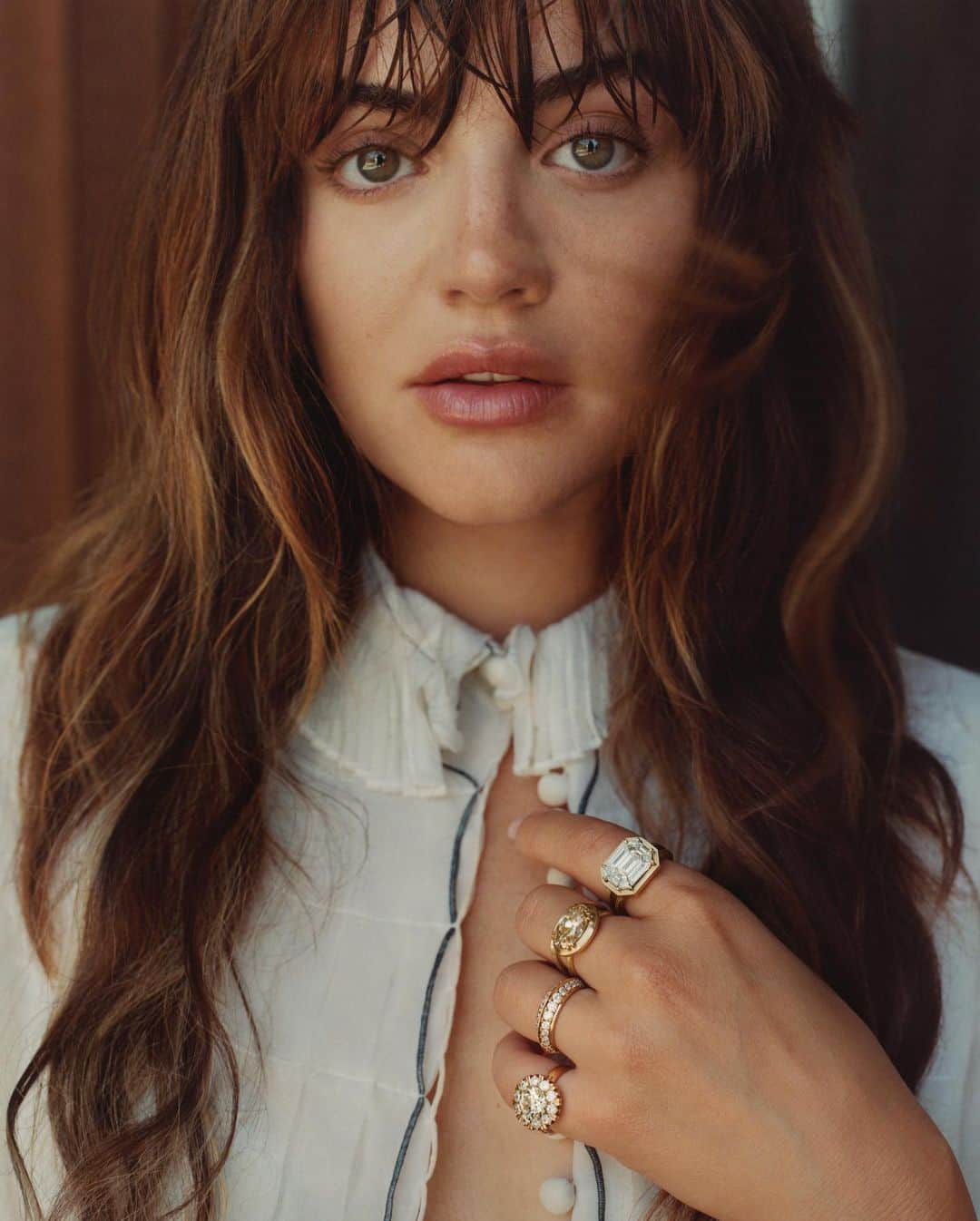 ルーシー・ヘイルさんのインスタグラム写真 - (ルーシー・ヘイルInstagram)「thank you to the incredible team behind this shoot & thank you @onlynaturaldiamonds for having me on your cover ⭐️  Words by: @leahfayec Photographer: @emmanmontalvan Stylist :@mollyddickson Creative Director: @lizzzop Hair: @renatocampora Makeup: @jennakristina Manicurist: @nailsbyzola Bookings Editor: @glyniscostin Creative Production: @petty_cash_production Photo Assistants: @projectpatricio @jmichaelbrooks Digital Tech: @mariarnoble Fashion Assistant: @clarke_johnson Special Thanks: @theledecompany」11月10日 2時05分 - lucyhale