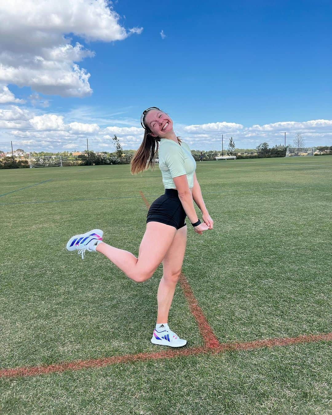 ジーナ・ルケンケムペルのインスタグラム：「Feels after a good session ☺️ Happy to be back training with my group on Florida 💪🏼 Auf gehts!   #teamlückenkemper #teamlueckenkemper #neverdone」