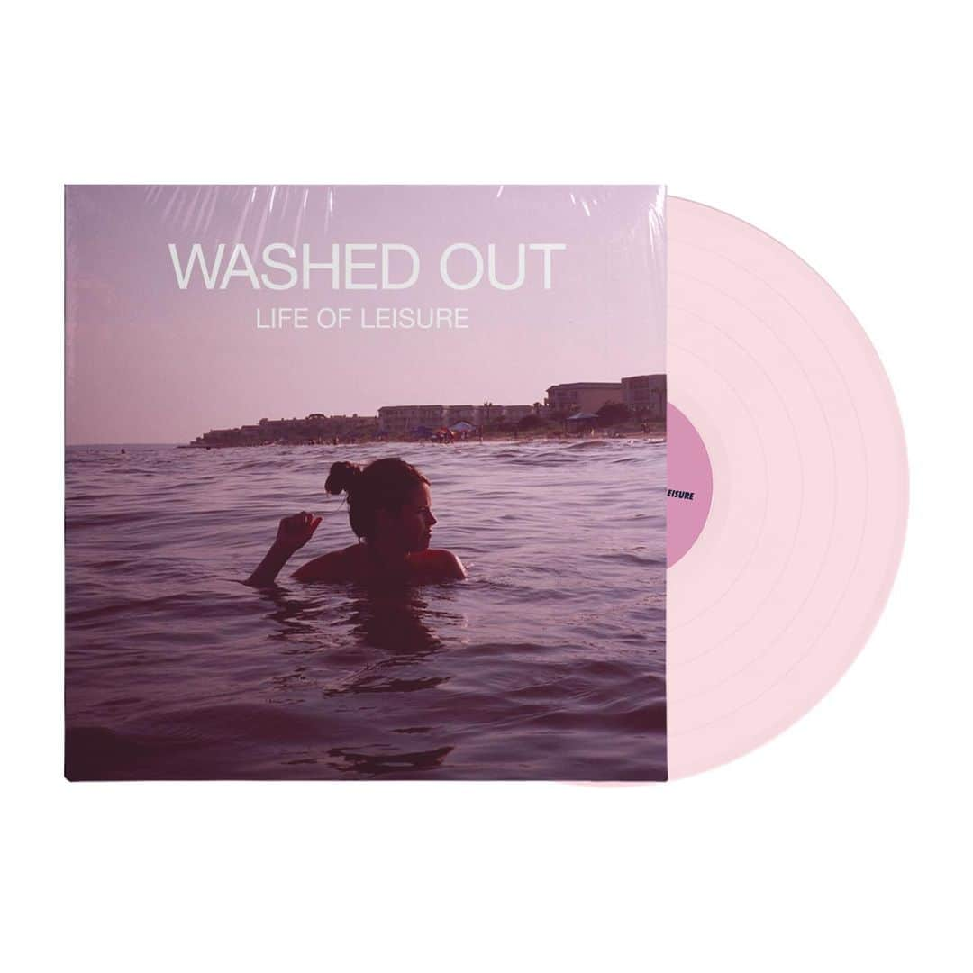 アーネスト・グリーンのインスタグラム：「Excited to announce a limited Life of Leisure repressing on light pink vinyl. The first in an annual series we're planning. New merch to go along with it too. Happy Holidays 💫 Link in bio」