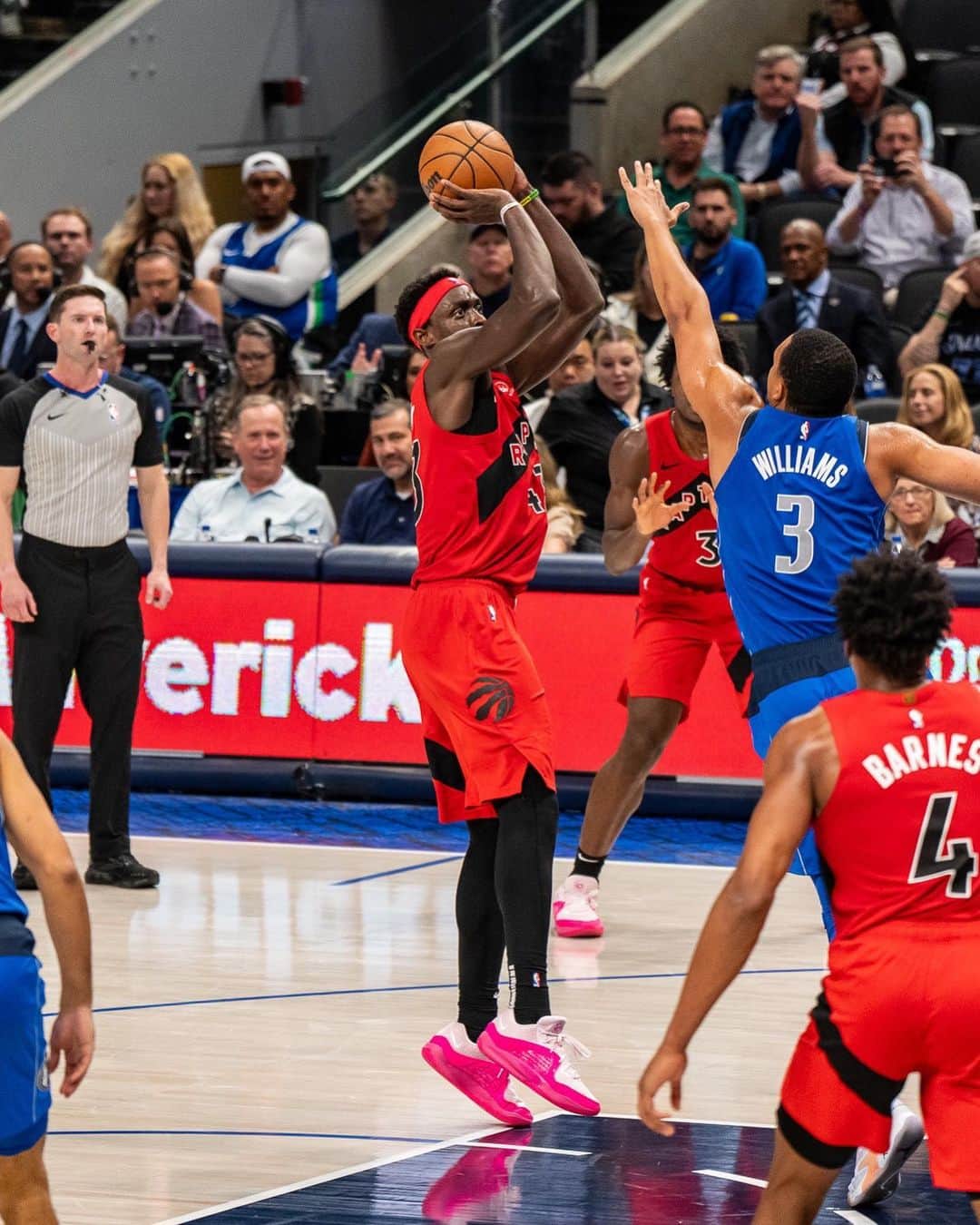 トロント・ラプターズのインスタグラム：「Handled business 🤝」