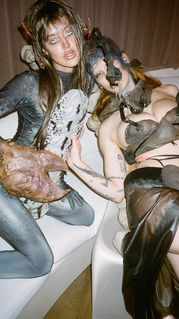 のインスタグラム：「Aint no party like a radioactive beach party☣️🐚⁠ ⁠ From fake gills to silicone slicked dresses made of hair, and parasite impaled fits, see what went down at @yaz_____xl’s apocolptic Halloween ‘23 bash in Ibiza 💥⁠ ⁠ Tap the link in bio to see more 🔗⁠ ⁠ ✍️ @lam.barakat⁠ 📹️ @chestermckee edit @alicewholivesinapalace ⁠ ⁠ #DazedFashion #YazXL #Eartheater⁠」