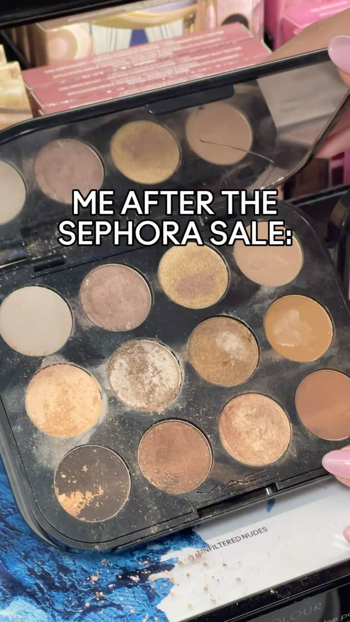 M·A·C Cosmetics Canadaのインスタグラム：「😮‍💨 It’s been a wild ride @sephoracanada.   What did you stock up on at the Sephora Savings Event? Let us know in the comments! 👇	😮‍💨  −  Ça a été une grande aventure chez @sephoracanada.   Qu’avez-vous acheté lors de l’événement des économies de @sephoracanada? Faites-le-nous savoir dans les commentaires! 👇」