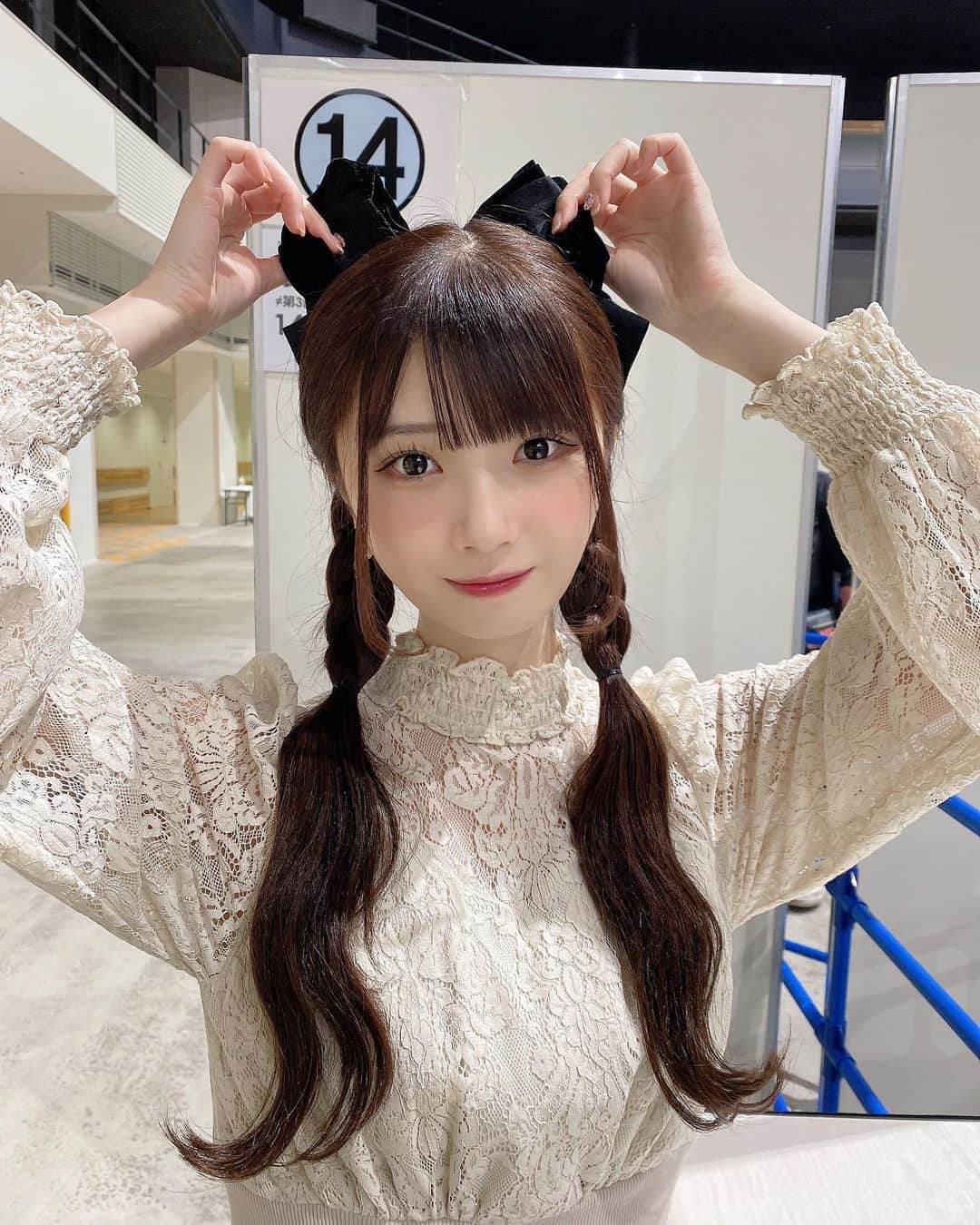 菅波美玲さんのインスタグラム写真 - (菅波美玲Instagram)「. 対面お話し会の時のお洋服はこんな感じでした...！👗  明日明後日のオンラインイベントもよろしくお願いします！」11月10日 13時50分 - suganami_mirei_