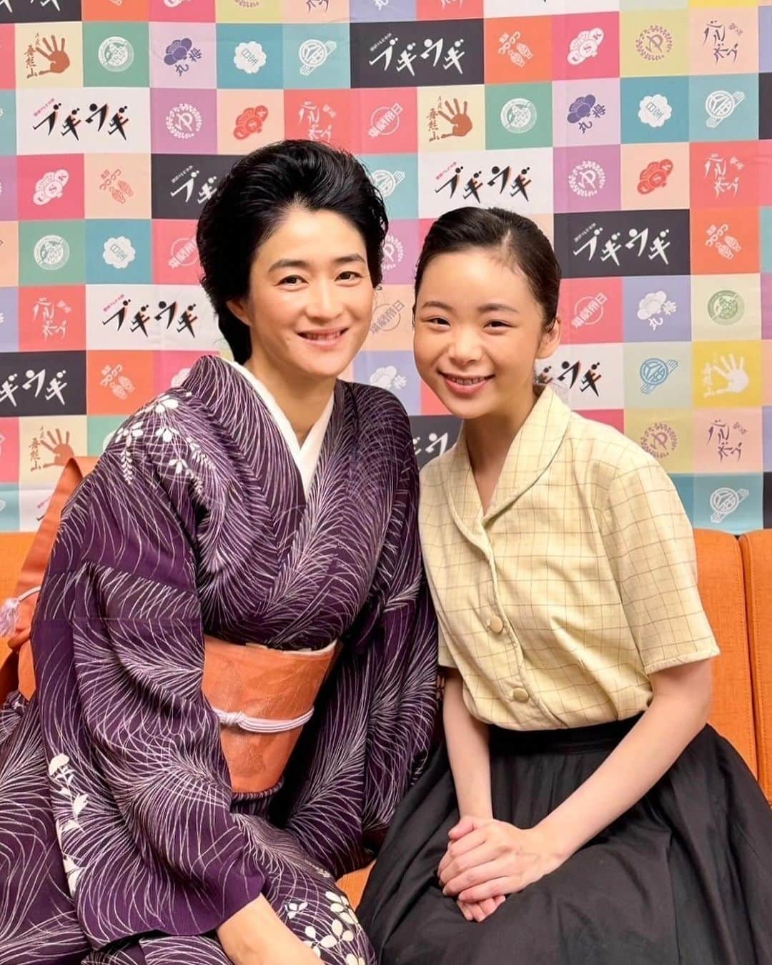 小雪さんのインスタグラム写真 - (小雪Instagram)「NHK朝ドラ ブギウギ撮影中🎥  趣里ちゃんと。 可愛い🩷  @asadora_bk_nhk   #NHK #朝ドラ #ブギウギ #撮影中 #舞台裏 #村山トミ #船場ことば  #koyuki #TVdrama #behindthescenes  #shooting  #actress  #japanese  #kimono」11月10日 13時52分 - koyuki_official