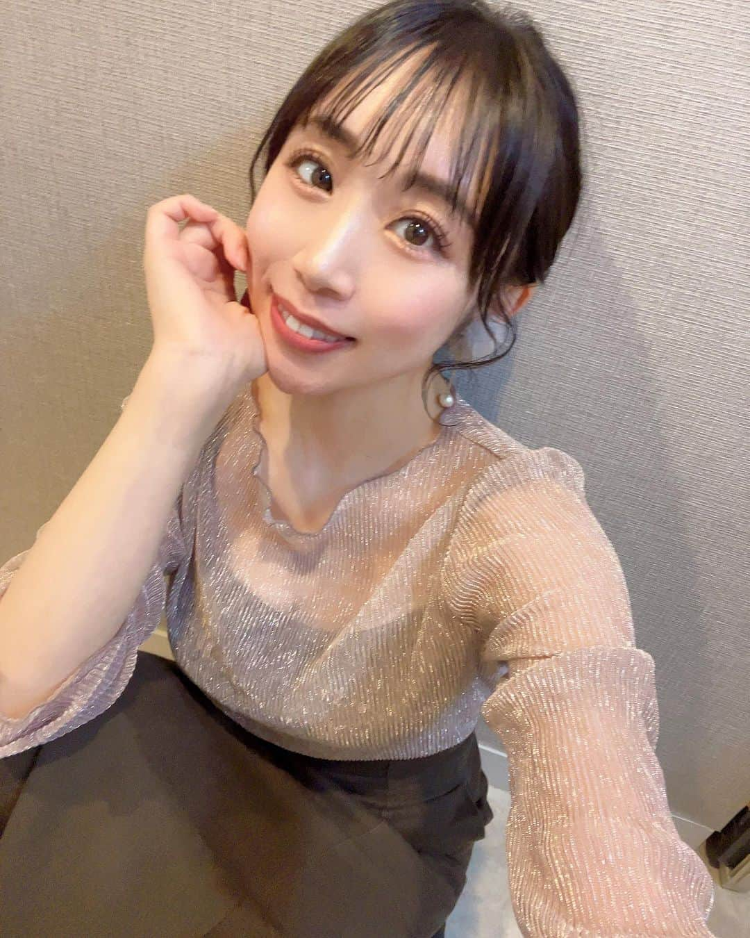 水谷千尋のインスタグラム：「2日間の撮影が終わりました☺️ お知らせ出来る時になったらしよっと🌈  _______  生きてると色んなことあるよね  また色んな意味でパワーアップしたイキザマ観られるの楽しみに いちファンとして楽しみに生きよう😌✨  まずはみなさま。私も。 心も身体も健やかに過ごしましょうね。  ゆっくりゆっくり✨」