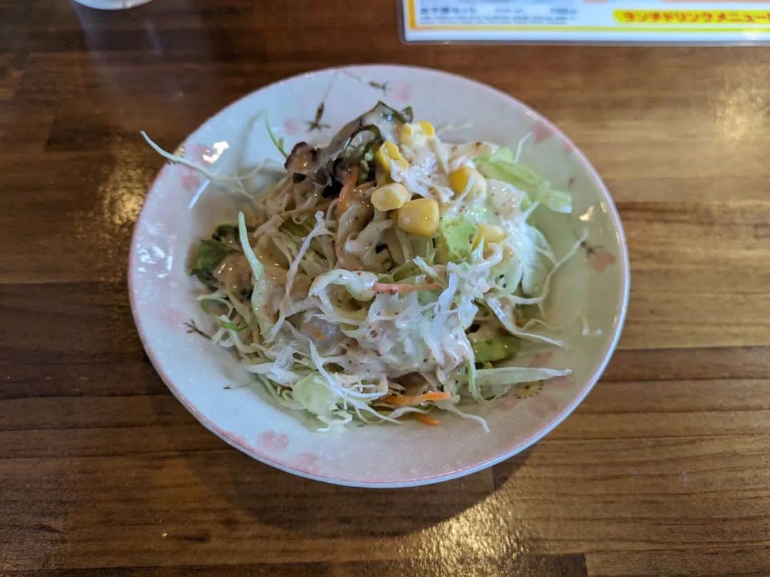大和ヒロシさんのインスタグラム写真 - (大和ヒロシInstagram)「昼食はAsian Royal kitchenにてマトンカレー。  ナンとライスの両方届きビックリ。  でも、ライスはおかわりしました！(笑) #アジアンロイヤルキッチン #君津市」11月10日 13時11分 - yamatohiroshi
