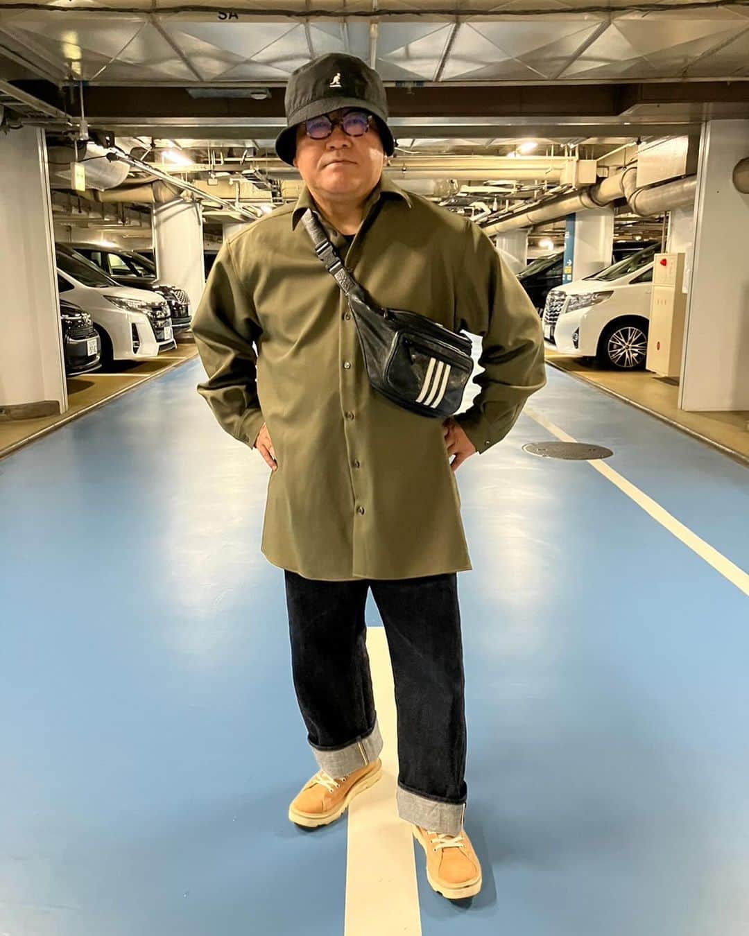 カンニング竹山のインスタグラム：「私も気に入ってよく着ている友人木口のブランドAnneの服。 made in Japanの着心地最高の服。 ユニセックスだからMENSでもWowmaでも誰でも着れます。 私のような者でもサイズあります。 現在二子玉川蔦屋家電1Fでpopupとやらでショップもあり！この週末是非どうぞ！ 木口はそちらにいるらしいよ。 anne2022.base.shop」