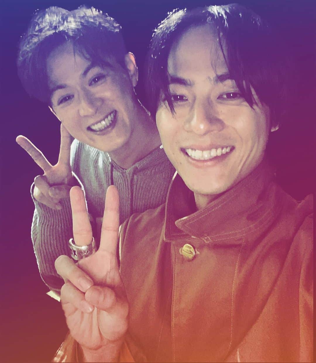 永田崇人のインスタグラム：「先日、新納先輩にお会いしてきました😊  舞台でなかなか余裕が無くて お会いできて無かったのですが 久しぶりにゆっくりとお話し出来ました  新納さんに会うと、新納さんに出会えて良かったなぁ といつも思います。 たくさん癒されました😊」