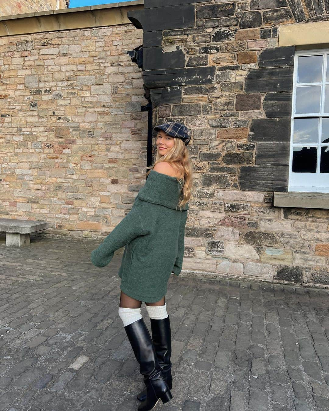 Alex Centomoさんのインスタグラム写真 - (Alex CentomoInstagram)「A day in Edinburgh 🏰🏴󠁧󠁢󠁳󠁣󠁴󠁿🥃🗡️」11月10日 4時52分 - alexcentomo