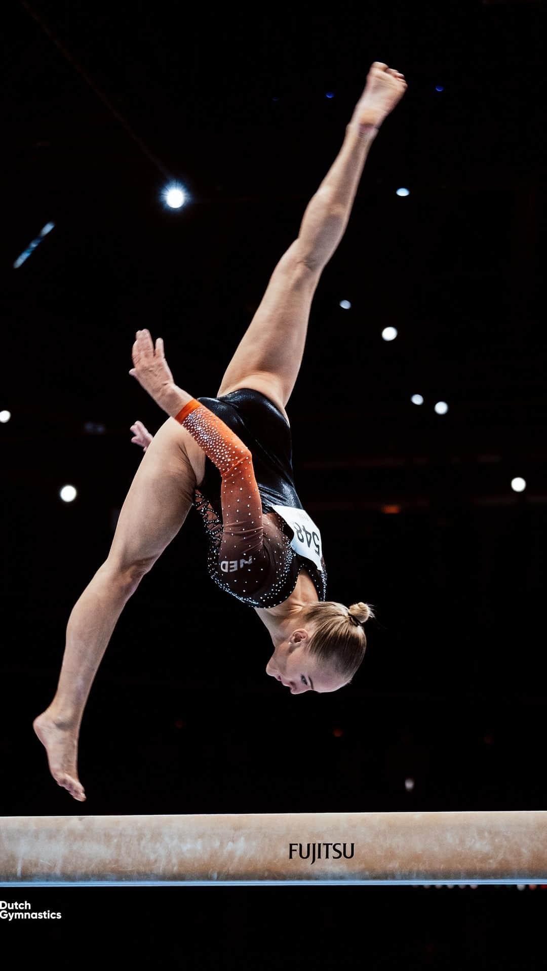 サンネ・ウェバースのインスタグラム：「Here we go again! 🥰❤️🚀 excited to share this special journey 🇫🇷 #roadtoparis2024」