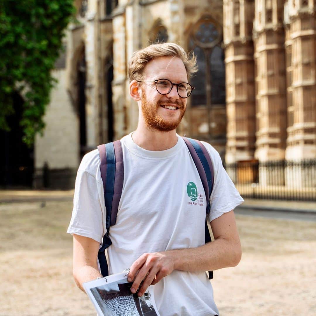 YouTubeのインスタグラム：「@livinglondonhistory always finds the most amazing stories hiding in plain sight」