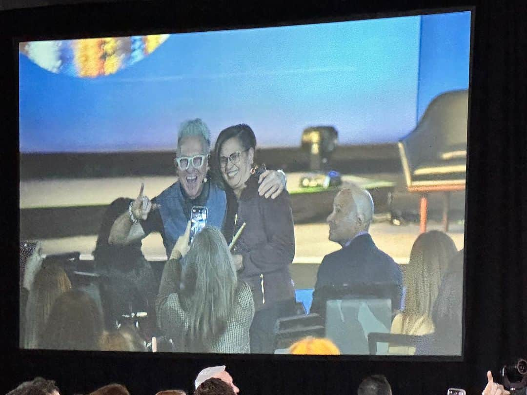 マーク・シュルマンさんのインスタグラム写真 - (マーク・シュルマンInstagram)「“Love getting to interact with the audience during Hacking The Rockstar Attitude keynote.  You never know what people will say and this is honestly one of my favorite moments!  So grateful to be able to meet awesome people!”   #ExistLoudly 🤟  #keynotespeaker #drummer #hackingtherockstarattitude #markschulman」11月10日 5時36分 - markyplanet