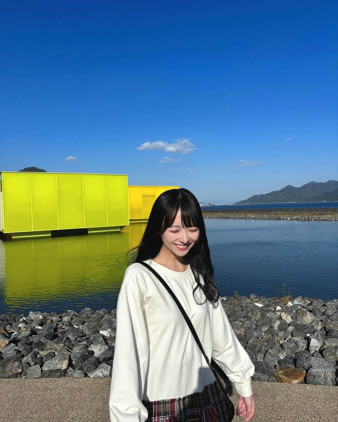 石田千穂のインスタグラム：「． ずっと行ってみたかった下瀬美術館☀︎」