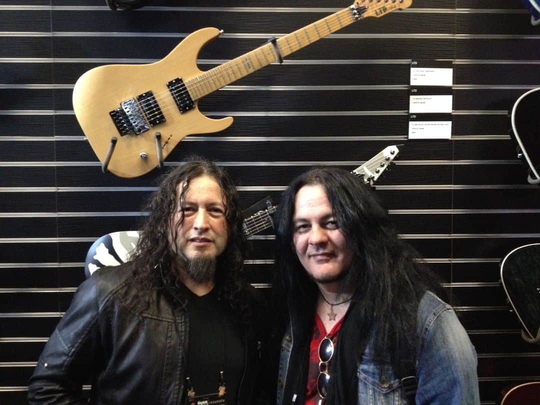 Queensrycheのインスタグラム：「#tbt - Michael with Jeff Duncan of @thearmoredsaint at the ESP booth in 2015 👍 #queensryche #throwbackthursday #armoredsaint #michaelwilton #JeffDuncan #guitaristsunite #friends #friendship #memories #espguitars #badasses」