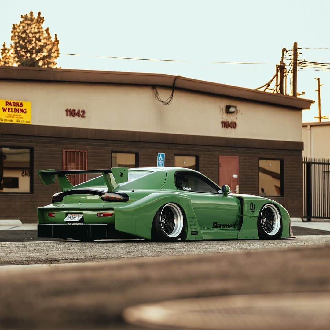 Wataru Katoさんのインスタグラム写真 - (Wataru KatoInstagram)「LB Super Silhouette WORKS MAZDA FD RX-7 in Los Angeles!! Owner : @will7fd  Photo by @iamnotomoto  This is real #jdm & #slammed style !! That would be one of my favorite body kit in our kit ! https://libertywalk.co.jp/bodykit/ More LB RX-7 coming to the world!! @rohanawheels on it ! Special thanks to @will7fd & @rohanawheels & @libertywalk.usa & @ltmw & @toyotires !! #libertywalk #mazda #mazdarx7  #fd #widebody #jdm #jdmcars  #rx7  #rotary  #stance#hoonigan  #ltmw#semashow #toyotires #tuning」11月10日 7時57分 - libertywalkkato