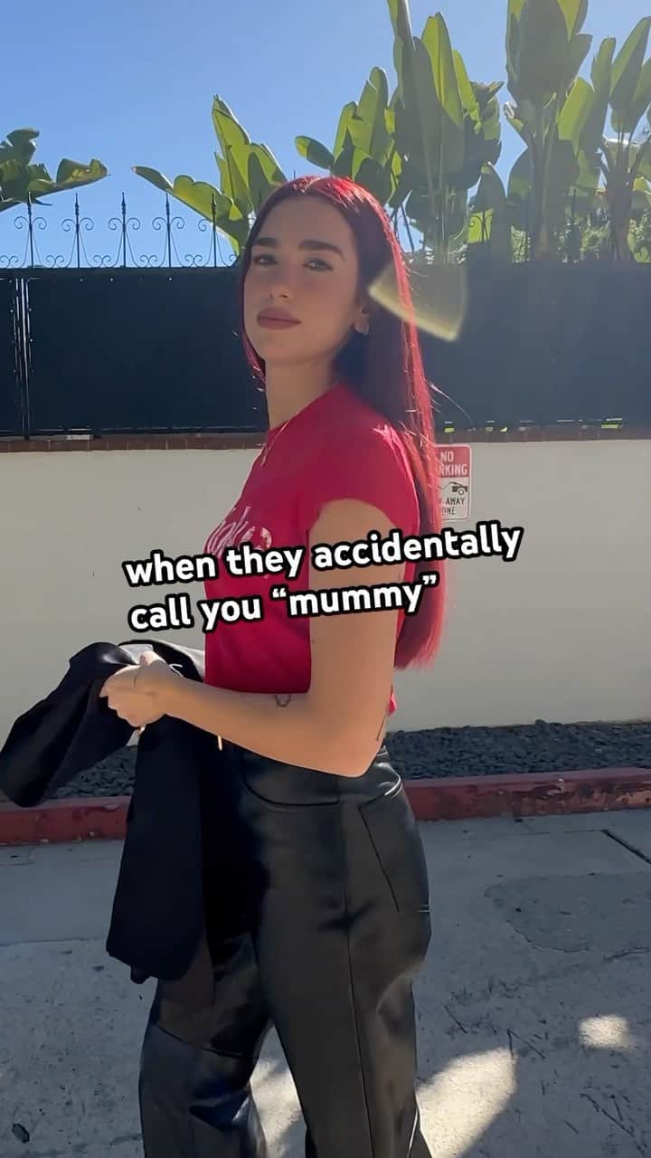 YouTubeのインスタグラム：「@dualipa really said ✨bye babe✨ #DuaLipaHoudini」