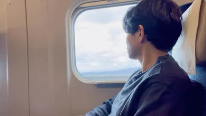 吉沢悠のインスタグラム：「． 秋の空気になってきた。  そして冬は、もうすぐそこに。  #wintercoming」
