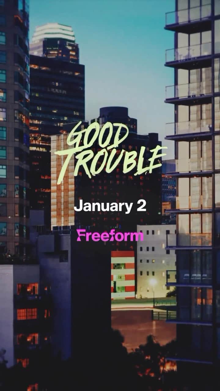 シエラ・ラミレスのインスタグラム：「oh how we’ve missed you🖤 see you in the new year, @goodtrouble!!!」