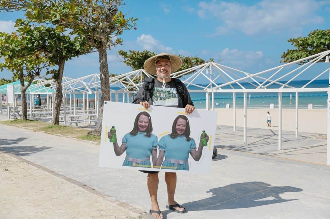 上江洌清作さんのインスタグラム写真 - (上江洌清作Instagram)「WWW2023  モンパチフェス余韻  魅惑のAloha Blossom lounge🤙🏾🌴  この日の為に自腹で（当たり前） WEZ TWINS パネル作りました❣️  使い道はおいといて  最高な仕上がりに大満足でした🙌  リラックス重視  自由な空間を一緒に作って頂いた、皆様  改めてありがとうございました‼️  photo by @saru_0305   #MONGOL800  #モンパチ　  #モンパチフェス」11月10日 9時28分 - 00800