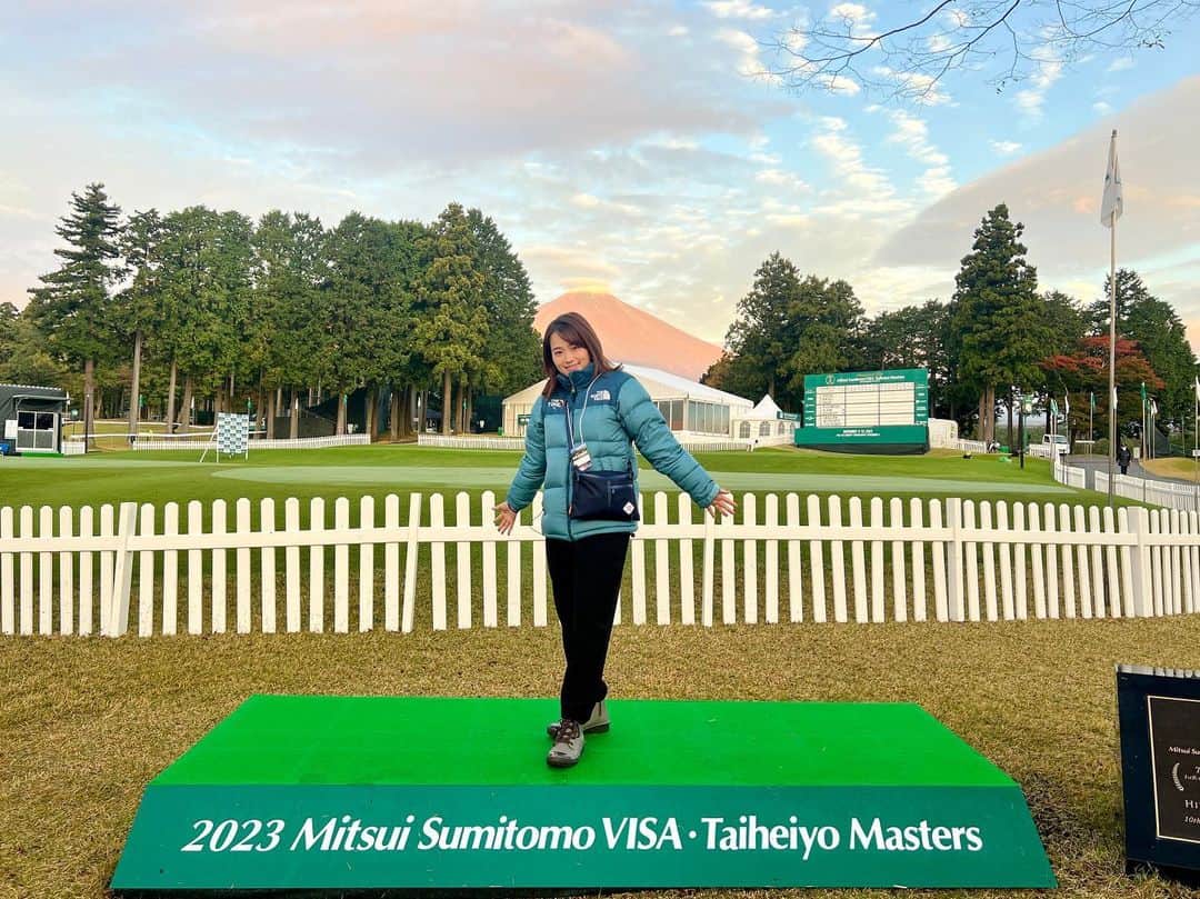 のインスタグラム：「#三井住友VISA太平洋マスターズ 昨日から開催されています！ 今年も富士山が綺麗でした🗻 決勝ラウンドは明日明後日放送です⛳️ #thetime_tbs #tbs #ゴルフ」