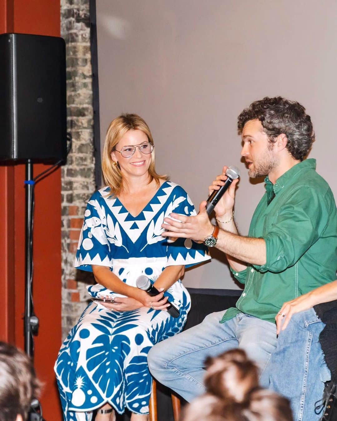 エリザベス・バンクスのインスタグラム：「We celebrated @aldenehrenreich’s directorial debut #ShadowBrotherSunday which is a beautiful film with a phenomenal cast. Alden, you’re so goddamn talented and I couldn’t be happier to see you shine. Thank you for inviting me to moderate the Q&A. Such an inspiring night.」