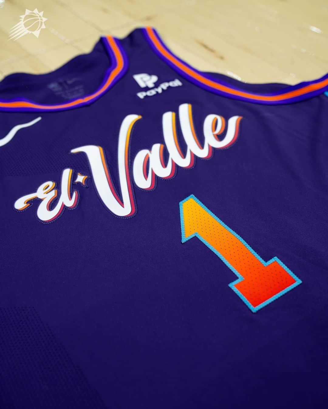 フェニックス・サンズのインスタグラム：「Mañana.  🎟️ Link in bio  El Valle | @paypal」