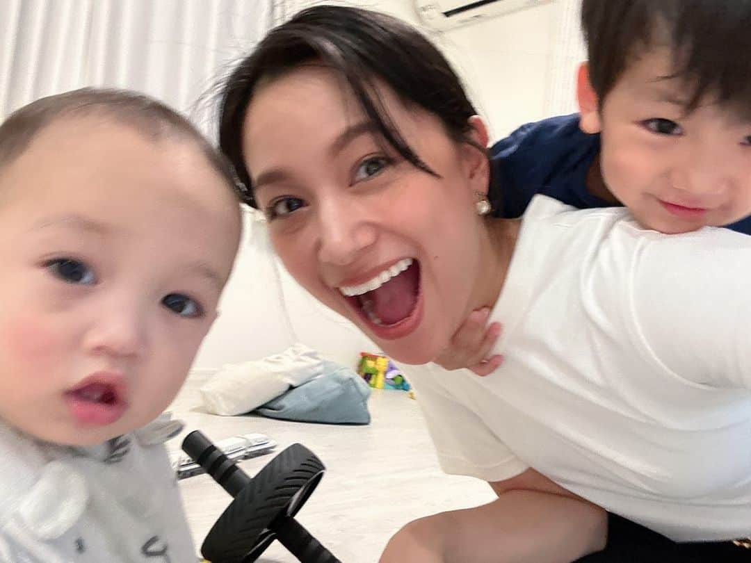 のインスタグラム：「いつもありがとうマイベイビー🤱🤱 ブレてるけど愛しい❤️‍🔥❤️‍🔥❤️‍🔥 今日も元気に頑張るぞー！」