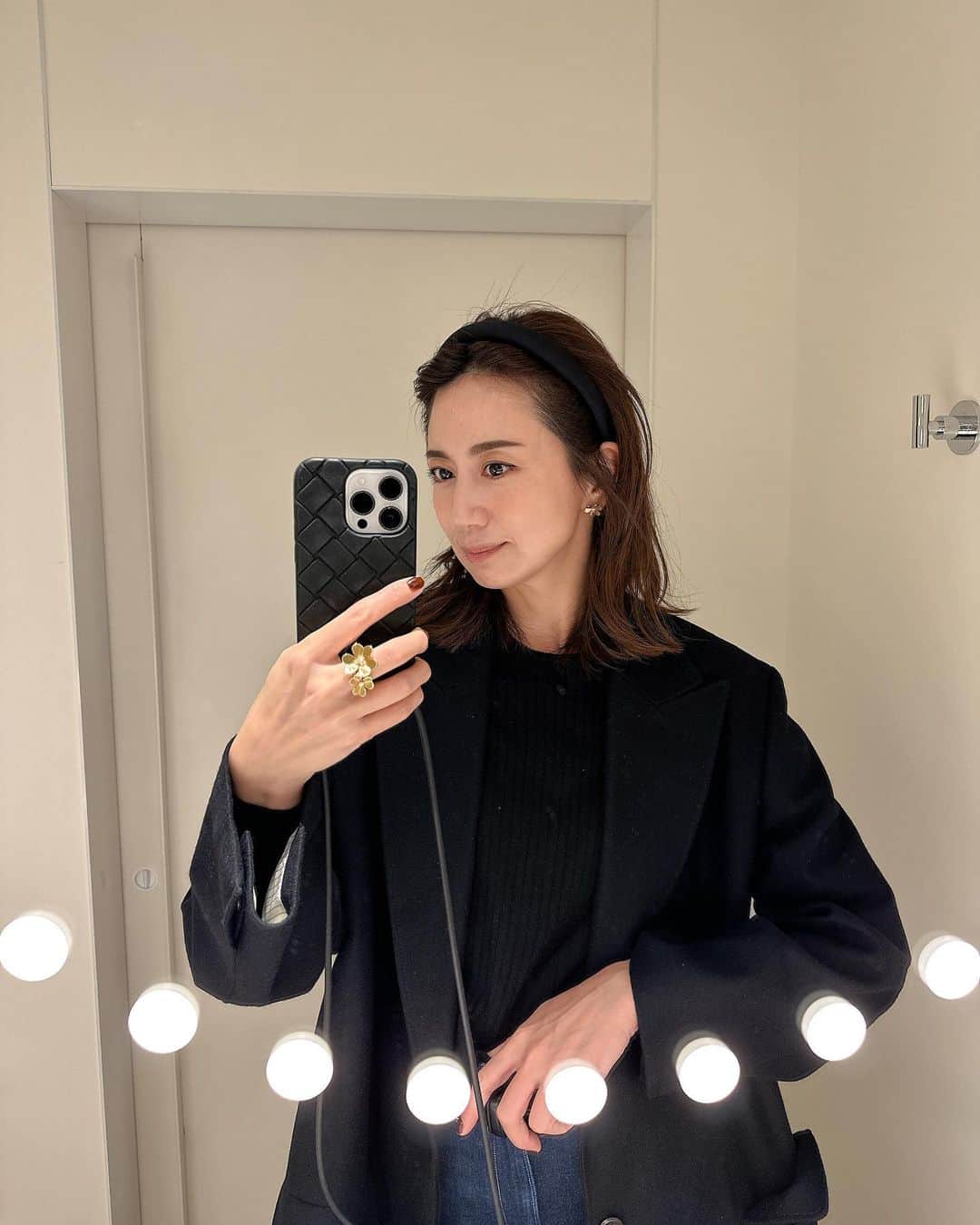 のインスタグラム：「髪を切ったらカチューシャとかも楽しいね♡長時間はつけれないけど😂」