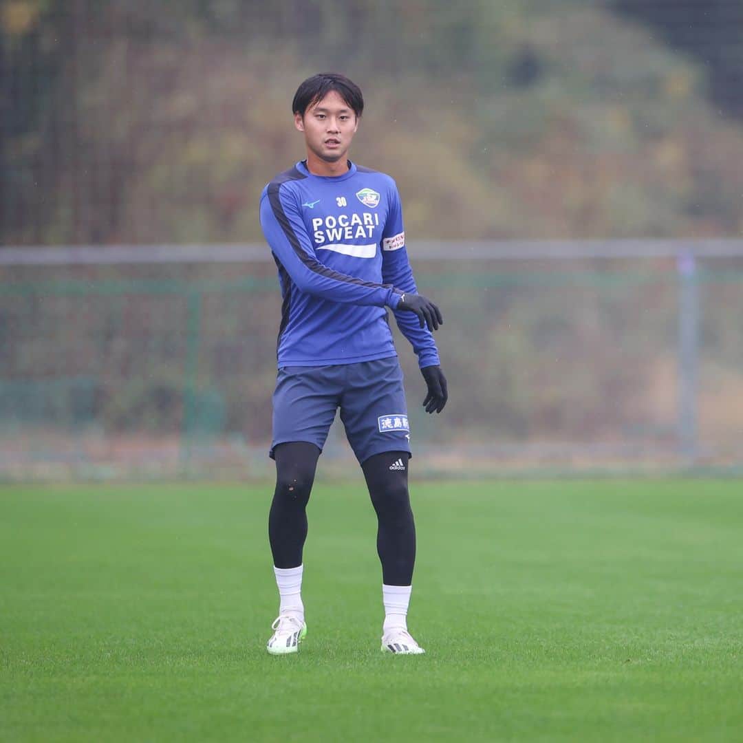 徳島ヴォルティスのインスタグラム：「🔜 秋田 | Training photo📸  #徳島ヴォルティス #vortis #football #jleague」
