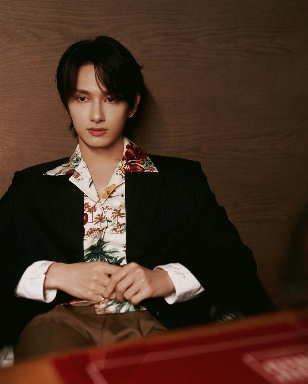 JUNさんのインスタグラム写真 - (JUNInstagram)「자유로운 홀리데이 시간을 즐기세요🍸🎵 @MiuMiu #MiuMiuClubShanghai」11月10日 11時43分 - junhui_moon