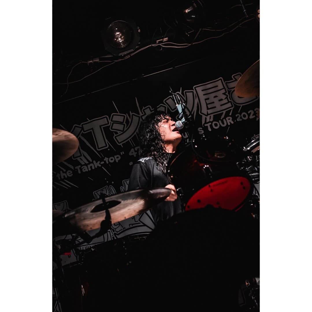もりもりもとさんのインスタグラム写真 - (もりもりもとInstagram)「2023.11.2 四日市CLUB ROOTS  (📷by @shooting_zen_jpg ) #ヤバt47都道府県ツアー」11月10日 11時38分 - morimoto_yabat
