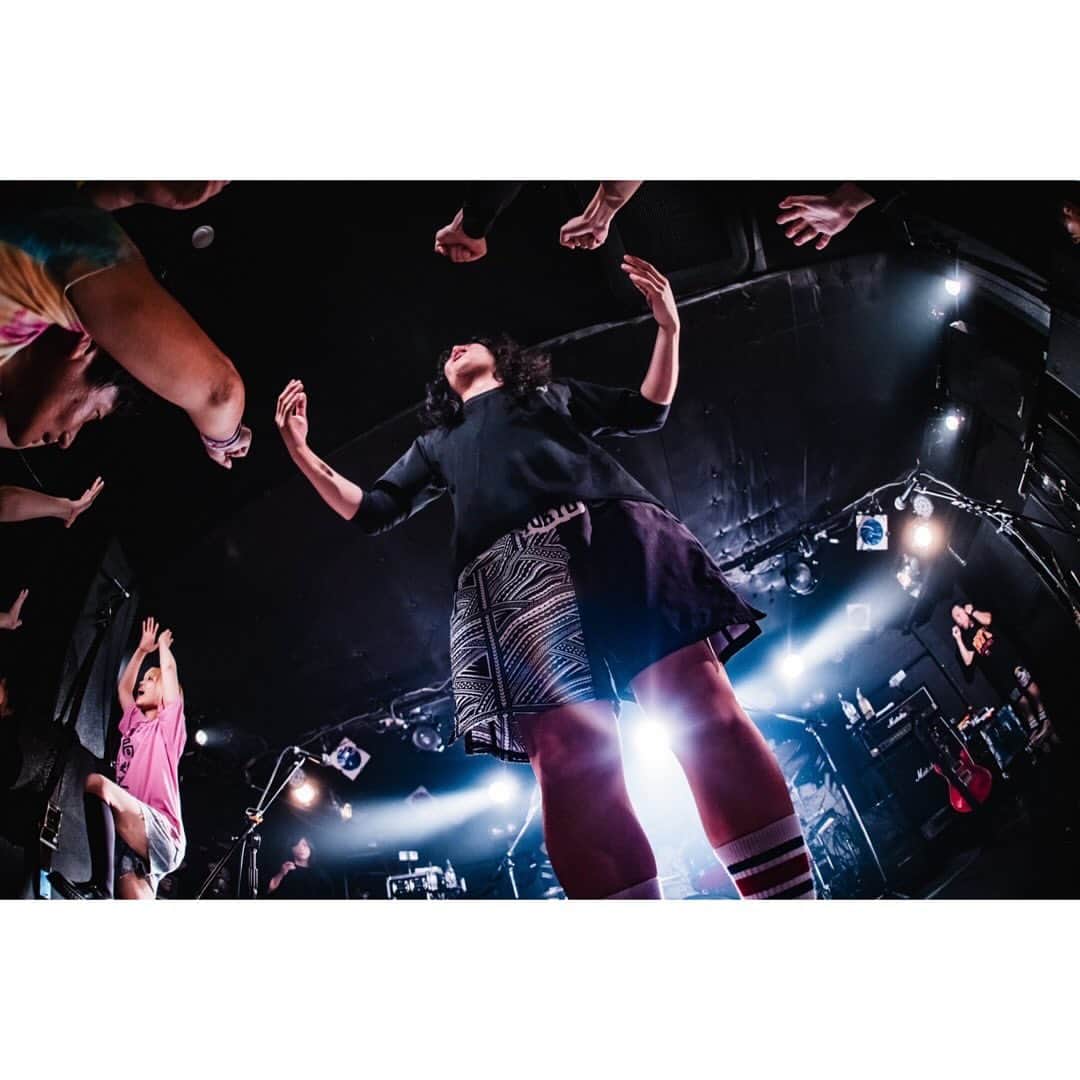 もりもりもとさんのインスタグラム写真 - (もりもりもとInstagram)「2023.11.2 四日市CLUB ROOTS  (📷by @shooting_zen_jpg ) #ヤバt47都道府県ツアー」11月10日 11時38分 - morimoto_yabat