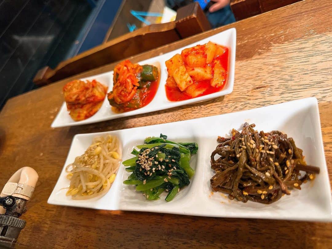 HIROさんのインスタグラム写真 - (HIROInstagram)「#テレビ和歌山 の　#わくわく編集部 で　#生中継 🤗  今回は　#焼肉屋 最高のお仕事😆😆😆  店名 えんとつ  住所 和歌山県和歌山市北新5-22   電話番号 073-481-2716   定休日 火曜日  駐車場 隣に２台」11月10日 23時07分 - hiro19770420