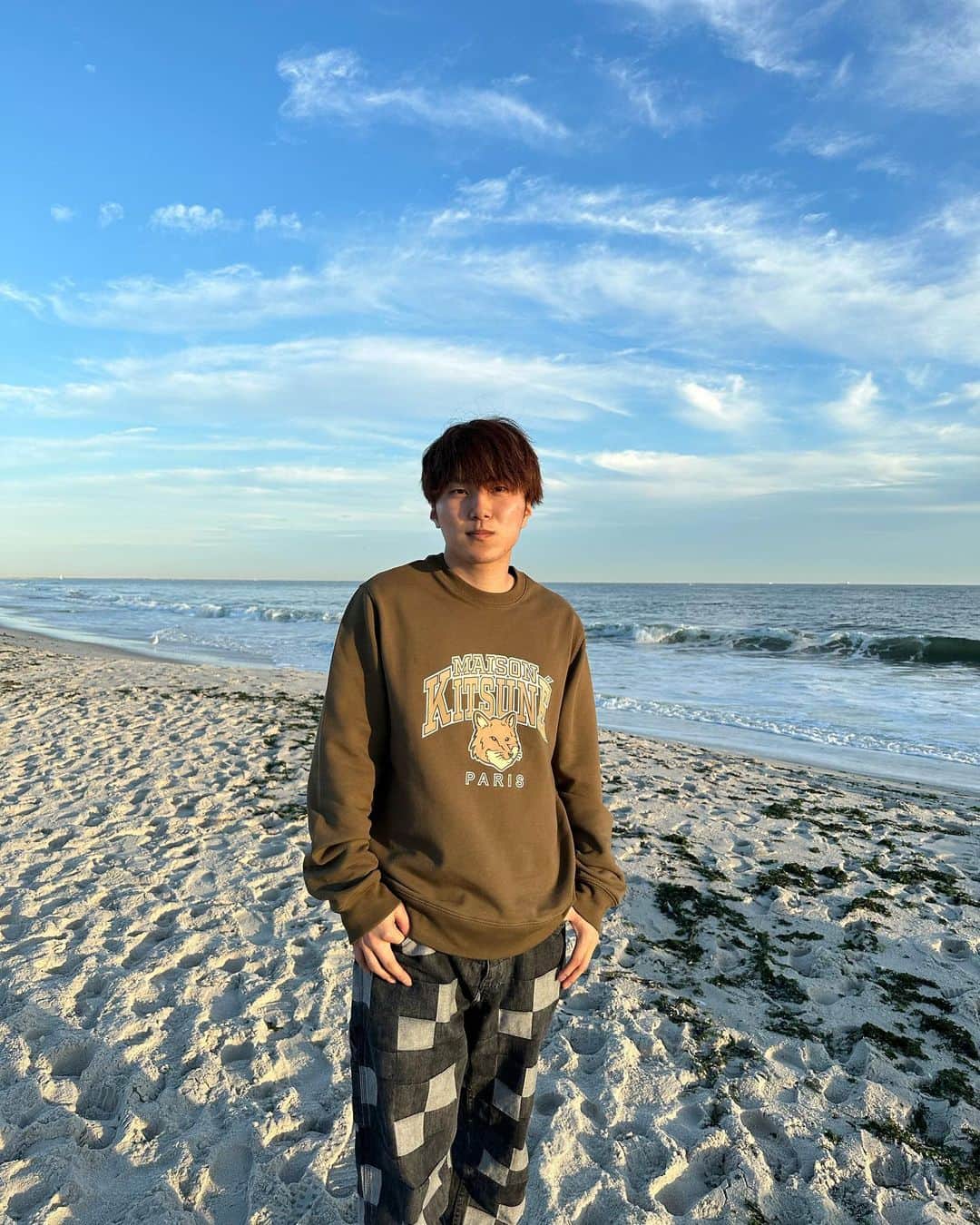 あむぎりさんのインスタグラム写真 - (あむぎりInstagram)「NYの海綺麗やったなぁ 月と太陽両方同時に見えたの凄かった」11月10日 21時39分 - com.amugiri