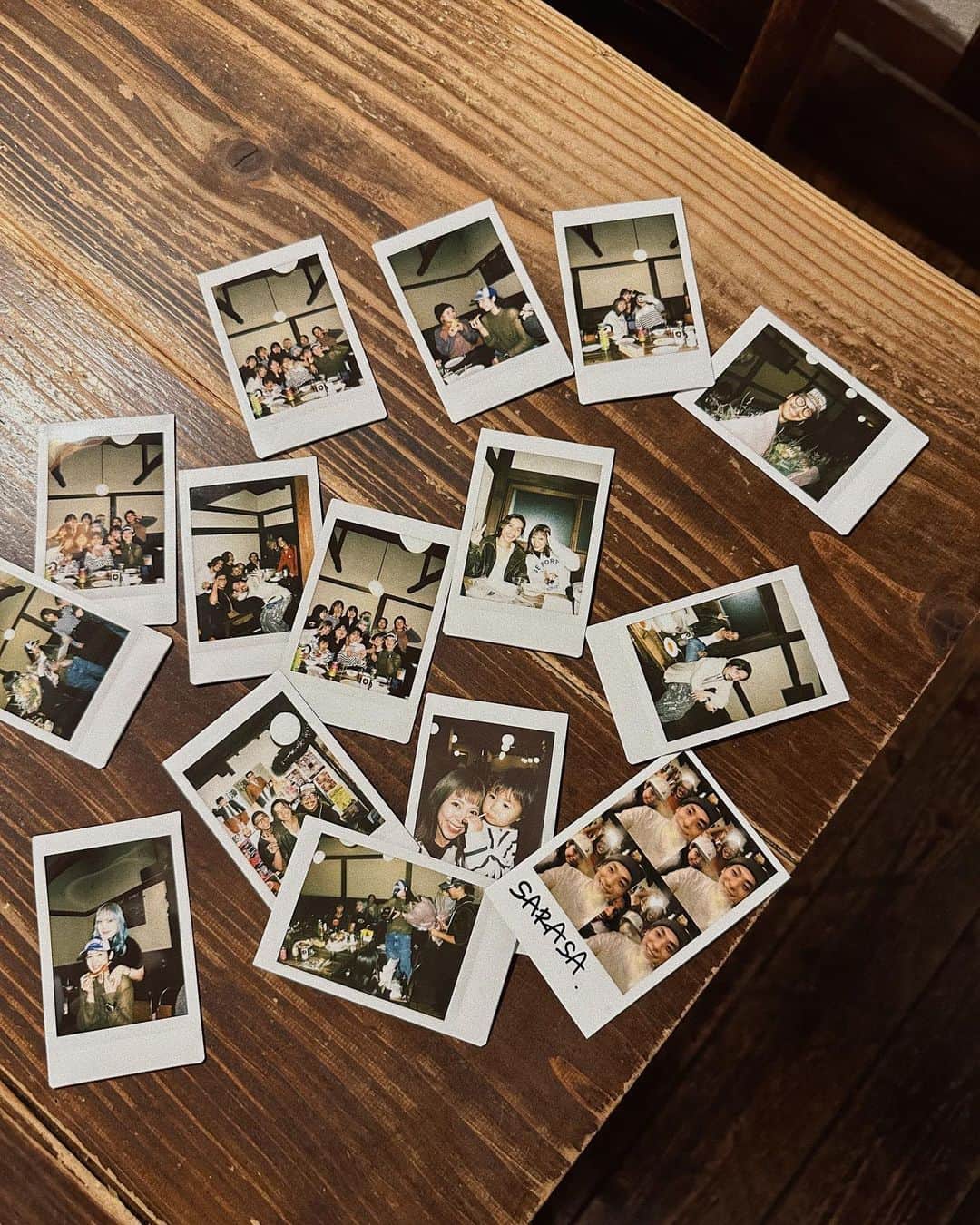 のインスタグラム：「_ りんちゃんちひろちゃん送別会、 と最後の写真は色々🍺  お疲れ様、そしてありがとう🌸  皆のことほんま好きやな〜〜」