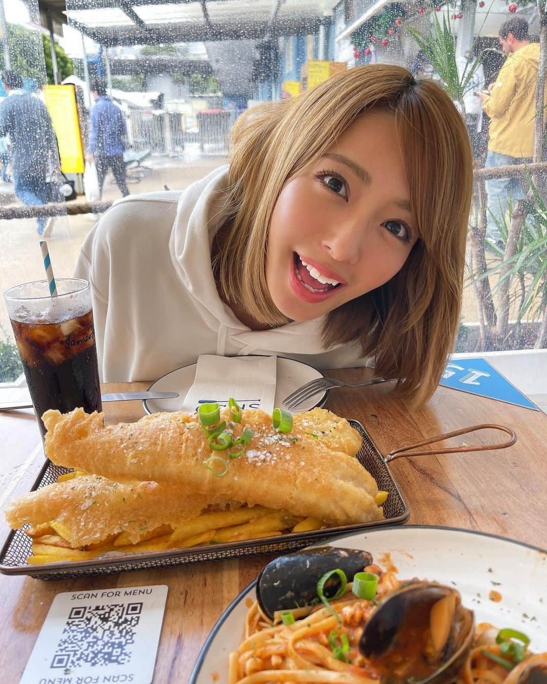 橋本梨菜さんのインスタグラム写真 - (橋本梨菜Instagram)「🍚 色んな国でいっぱい食べるシリーズ😗  この前のいっぱい食べてる写真載せたら人気だったので 載せてなかった写真たち一気にのせちゃう🥰  もりもり食べます🇯🇵🇰🇷🇦🇺」11月10日 22時02分 - hashimoto_rina_