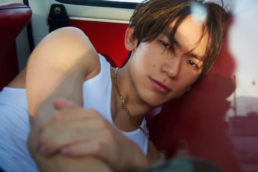 のインスタグラム：「EXILE NAOTO 1st photo book 📖  2024 3/21 release…」