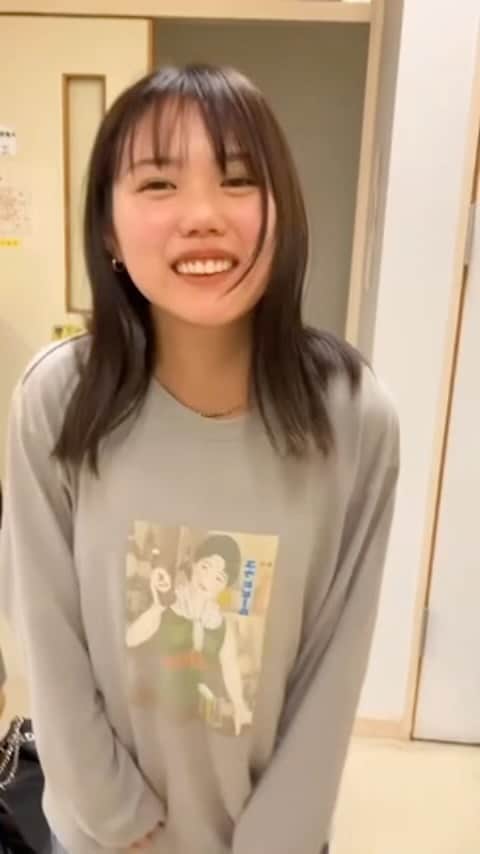 比嘉奈菜子のインスタグラム：「本番まで残り5日になりました！！！！！！ 見に来て、、、くれます、、よ、ね、、、、？？  今回本当に今までにない初めての役に挑戦します！！！ 今日も通しをして、改めて自信を持って皆さんに観て頂ける作品になってます！！！！  チケットご予約、ストーリズ、ストーリーズハイライト、もしくはTwitter(X)の固定ポストからお待ちしております！！！  よろしくお願いします！！！！！  ゆいまーる🙆🏻‍♀️🙆🏻‍♀️」