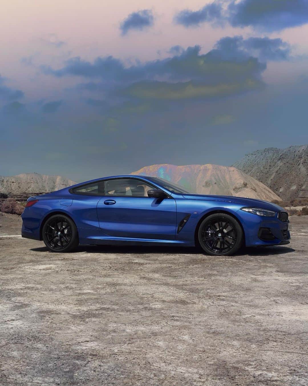 BMWのインスタグラム：「Roaming free in the mountains with my ultimate driving machine 🌵⛰    The BMW 8 Series Coupé.  #THE8 #BMW #8Series  __  BMW M850i xDrive Coupé: Combined fuel consumption: 10.8–10.5 l/100 km. Combined CO2 emissions: 245–239 g/km. All data according to WLTP. Further info: www.bmw.com/disclaimer」