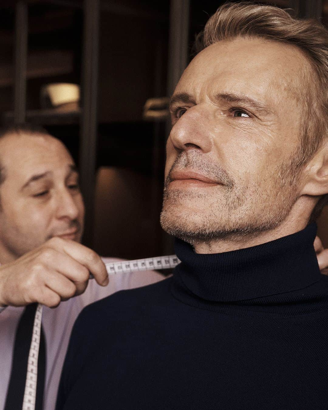 ベルルッティさんのインスタグラム写真 - (ベルルッティInstagram)「- THE ART OF BESPOKE WITH #BERLUTI: LAMBERT WILSON -   As part of its celebration of creativity and know-how, Berluti supports the Maison’s friends at different key moments in their careers.   This month, the Maison has created a bespoke look for Lambert Wilson. The French actor - who is voicing Jon on Disney's Star Wars: Visions airing November 14th - visited Berluti’s Parisian atelier to get his measurements taken for a suit and a pair of shoes, sparking a conversation with our Master Tailors and Shoemakers, and choosing his favourite fabrics, leathers and patinas. He then tried on the toile and shoe maquette, following the artisanal process, before seeing his finished look.   Talent: #lambertwilson  Photography: @zoecassavetes  Location: ‘Atelier Grande Mesure Tailleur’, ‘Atelier Sur Mesure Bottier’   #DRESSEDINBERLUTI」11月10日 23時02分 - berluti