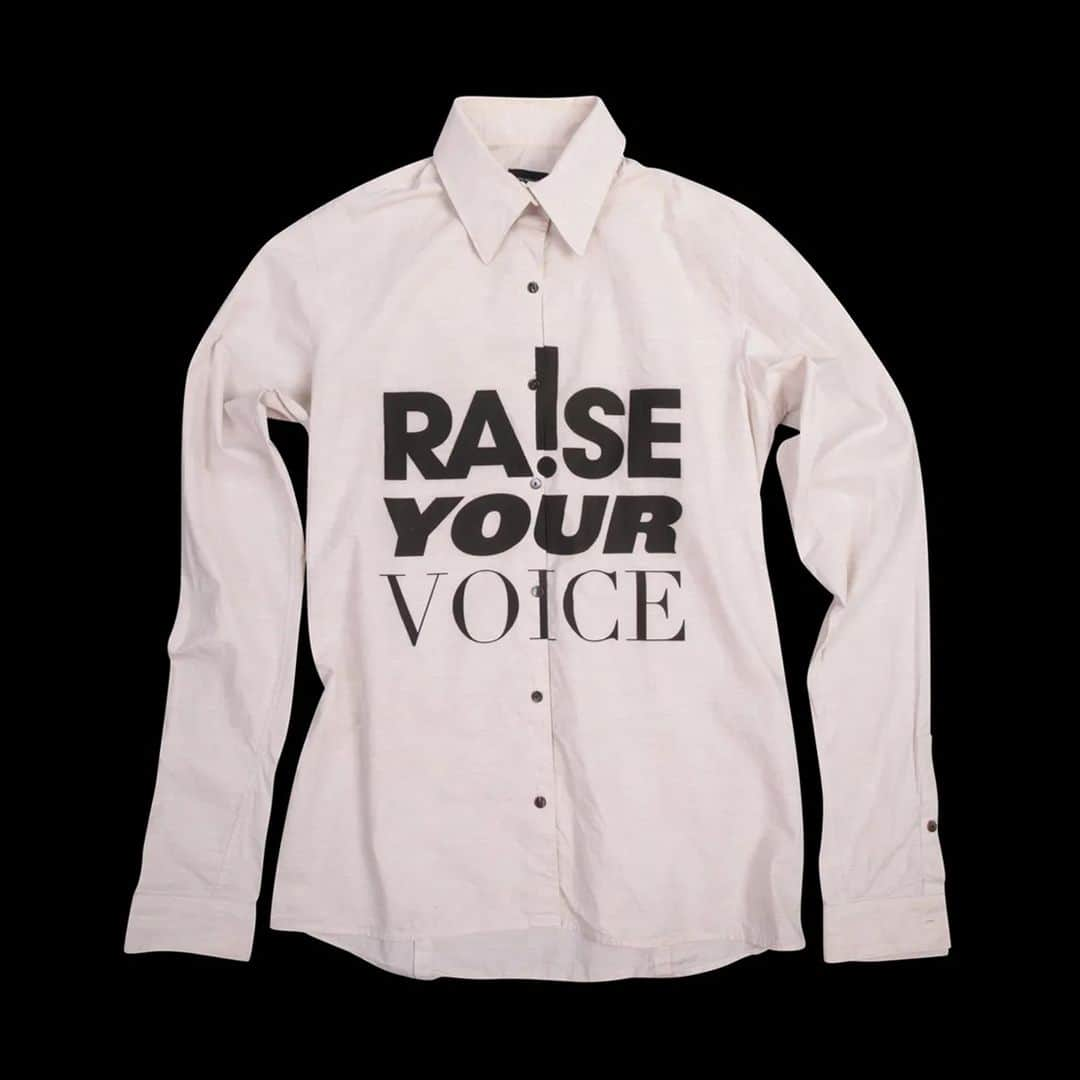 パサレラデススクアッドさんのインスタグラム写真 - (パサレラデススクアッドInstagram)「'RA!SE YOUR VOICE' Promotional Shirt. Screen printed onto a vintage Passarella shirt, made in England with Japanese fabric.  RA!SE was started by Passarella as a way to help raise awareness on human rights issues from around the world. 100% of all profits from sales are donated to a charity supporting the cause detailed in the publication.  Issue 5 of RA!SE 'Inside Iran, The Mahsa Amini Protests' is out now, link in the bio. X  #publishing #press #print #art #artwork #london #multimedia #madeinengland #poster #printing #charity #humanrights」11月10日 15時57分 - passarelladeathsquad