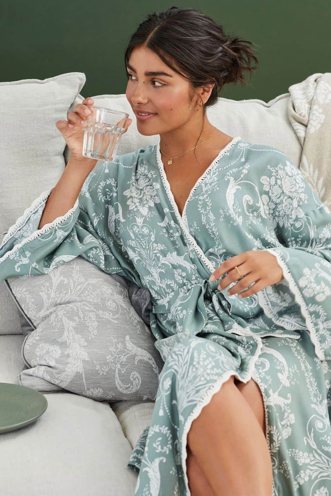 ローラアシュレイのインスタグラム：「Enjoy a leisurely evening at home in this sumptuously soft dressing gown. ✨⁣ ⁣ Adorned by the iconic Josette print from the Laura Ashley archive, this dressing gown is not only stylish but comfortable.⁣ ⁣ Now available on lauraashley.com and @nextofficial」