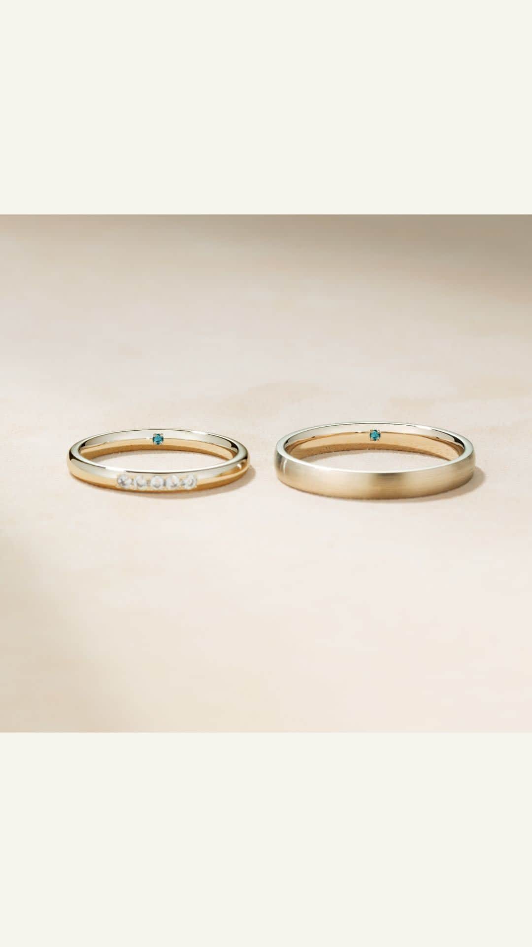 BRILLIANCE+（ブリリアンス+）のインスタグラム：「. お好みのデザイン・リング幅・ 素材・ダイヤモンドの有無などを組み合わせ こだわりの詰まった二人だけの結婚指輪を ネット上で自由にオーダーメイドできます。  結婚指輪は 11月22日の9時59分までのご注文で クリスマスまでにお届けが可能です。  ___________  Christmas 2023 All my love 2023.10.18(Wed.) - 12.25(Mon.)   〈Special item〉 1. Surprise box 大切なあの人をもっと笑顔にできたら、 そんな想いを形にした華やかなボックス  2. シークレットストーン 先着100組様に無料でプレゼント  3. メッセージカード ホルダータイプのメッセージカードをプレゼント  詳細はプロフィールのハイライトからご覧ください ___________   #ブリリアンスプラス #brillianceplus #婚約指輪 #結婚指輪 #ダイヤモンド #エンゲージリング #マリッジリング #プロポーズ #クリスマスギフト」