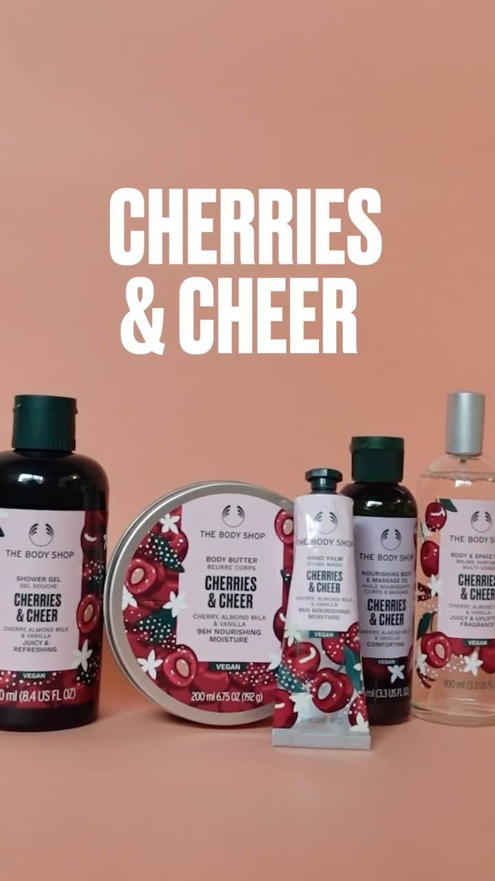 ボディショップのインスタグラム：「ホリデー限定の香り 🍒🎄CHERRIES＆CHEER＆SHARE🎄🍒 ラインナップをご紹介🍒  甘い砂糖漬けのチェリーの香りを ボディに纏うなんて贅沢すぎて…🍒 今年だけの香りは ぜひ、お早めにチェックしてみてね🍒  #ザボディショップ #ホリデー #ボディケア  #ユニセックス #リフレッシュタイム#セルフケア#スキンケア#ボディショップ#ヴィーガン #ヴィーガンコスメ #動物実験反対#クルエルティフリー #アニマルライツ #動物性不使用#プラントベース#エシカル#ビーガン #エコ#エコライフ #リサイクル #コミュニティフェアトレード #コスメ #美容 #thebodyshop」