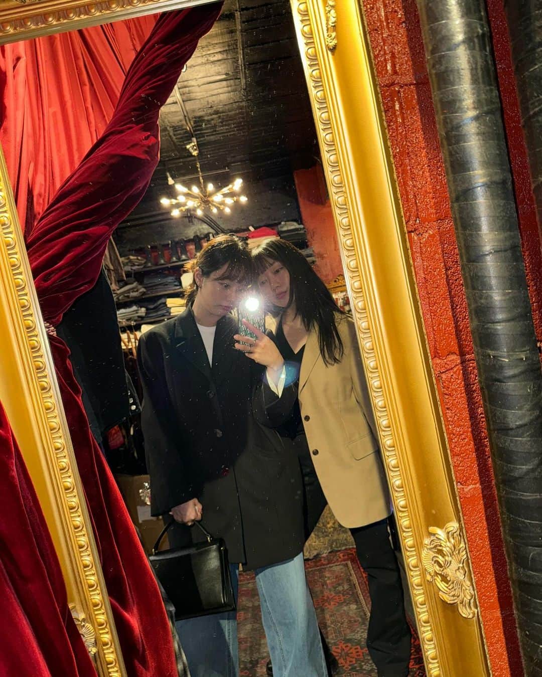 ヘリ さんのインスタグラム写真 - (ヘリ Instagram)「📸」11月10日 16時55分 - hyeri_0609