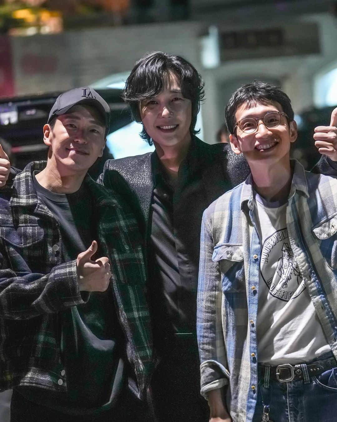 ユン・ジョンフンのインスタグラム：「⠀ 현장에 응원 와준 태규형과 함께 ❤️  #7인의탈출」