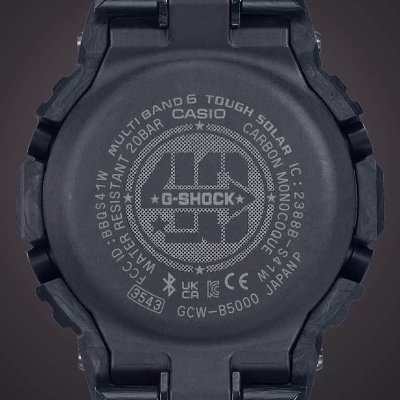 G-SHOCKさんのインスタグラム写真 - (G-SHOCKInstagram)「G-SHOCK 40th Anniversary MULTIPLEX CARBON EDITION GCW-B5000UN  誕生以来そのデザインを変えることなく、機能、性能、素材を進化させてきたDW-5000C。今回は40周年の限定モデルとして、製法の異なる3つのカーボン素材をベゼル、バンド、ケースに採用。パーツごとに成形方法の違いによる素材特性を吟味して作り上げました。  ベゼルとバンドに採用したフォージドカーボンの独特な素材感から着想を得て、壮大な銀河の霧をイメージしたデザインが完成。ブラックと、混色成形によるパープルの2モデルをラインナップしています。  Since its birth in 1983, the DW-5000C has evolved in function, performance, and materials without changing its original design. Now this 40th anniversary limited edition uses three different carbon materials for the bezel, band, and case, each produced in a different way. Each part was created by carefully examining the material characteristics of the different molding methods.  Inspired by the unique texture of the forged carbon used for the bezel and band, the design was completed to resemble a galactic mist. The lineup includes two models, one in black and the other in purple produced by mixed-color molding.  GCW-B5000UN-1JR GCW-B5000UN-6JR  #g_shock #gshock40th #dw5000c #腕時計 #40周年」11月10日 17時00分 - gshock_jp