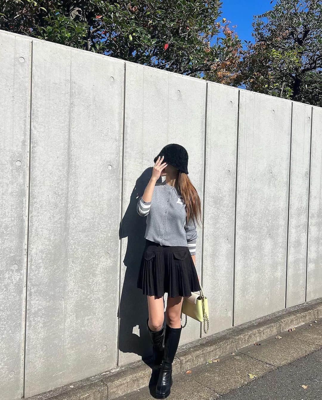 高澤凪のインスタグラム：「天気良かったから起きてすぐ昼活した日☀️  試すたび好きが見つかる💌 届くたび好きが増えてく🛒🩷@sheinofficial   カーディガン.Sサイズ着用だよ🤍 商品ID：【22373921】 クーポンコード：【BFJP301】  #SHEINblackfriday #SHEIN #SHEINforAll #PR #SHEINGoodFinds #saveinstyle #SHEINhome #SHEINappliances #loveshein」